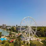 Holiday Hotel Siófok Szálloda