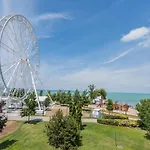 Holiday Hotel Siófok Szálloda