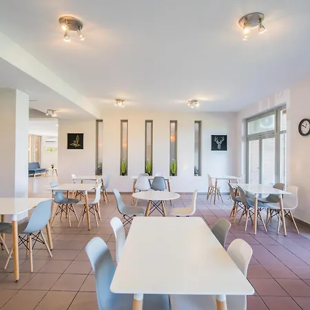 Отель Holiday Hotel Siofok Шиофок