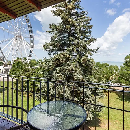 Holiday Hotel Siófok